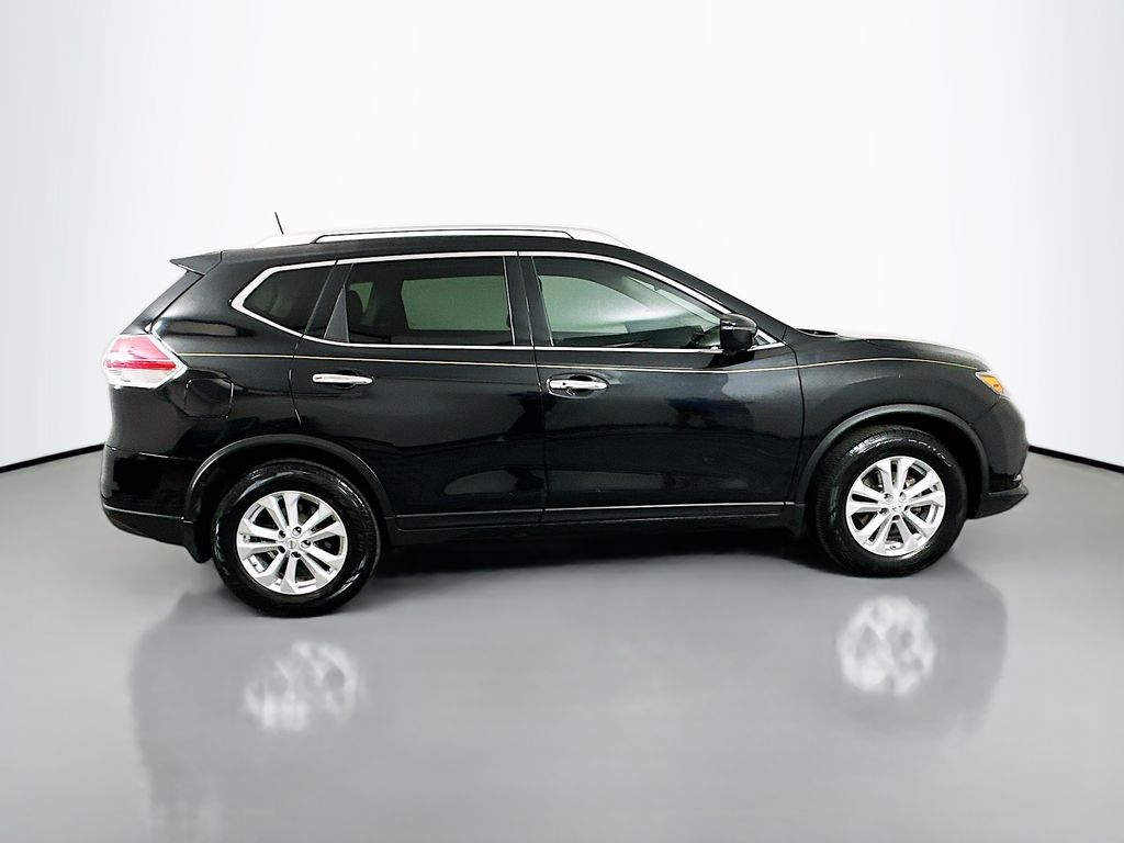 Thumbnail: 2016 Nissan Rogue - 4
