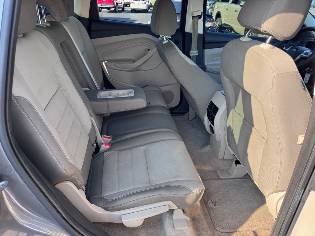 FordEscape23