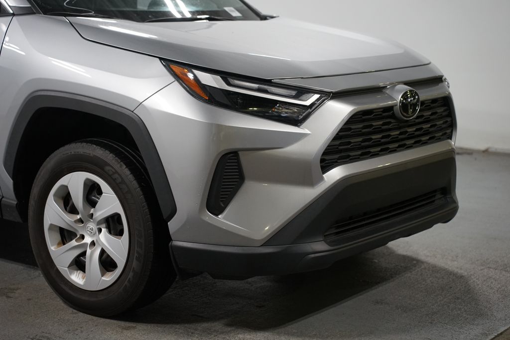 Thumbnail: 2025 Toyota RAV4 - 4
