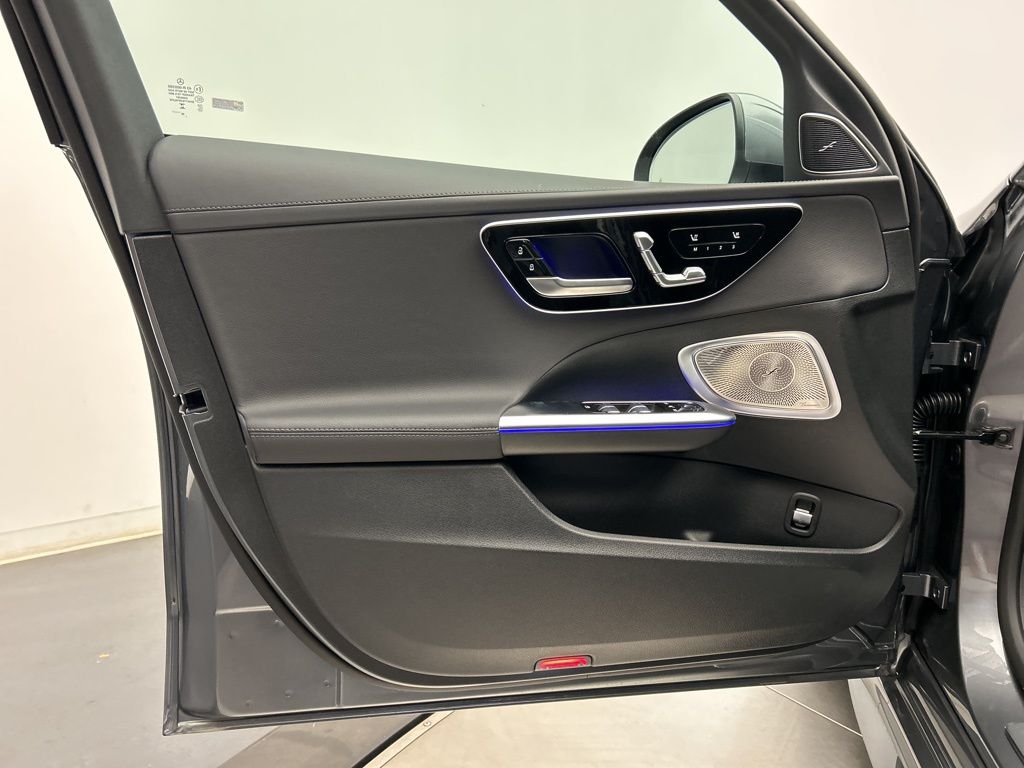 Thumbnail: 2026 Mercedes-Benz C-Class - 11