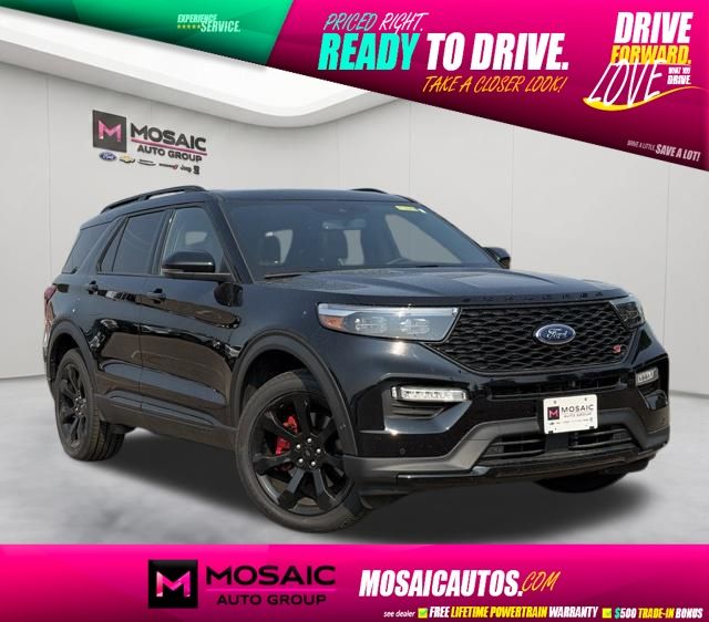 Black Metallic 2022 Ford Explorer SUV / Crossover All-Wheel Drive Automatic