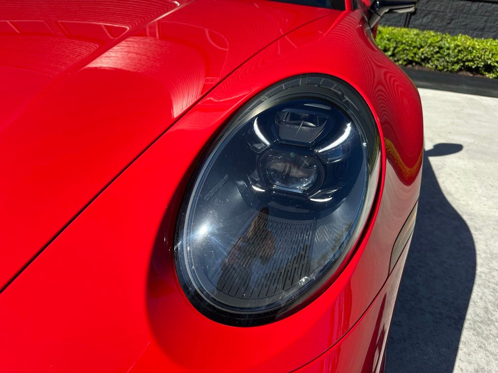 Thumbnail: 2025 Porsche 911 - 14