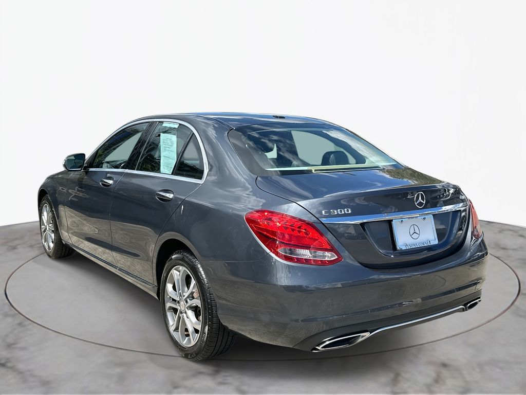 Thumbnail: 2015 Mercedes-Benz C-Class - 10