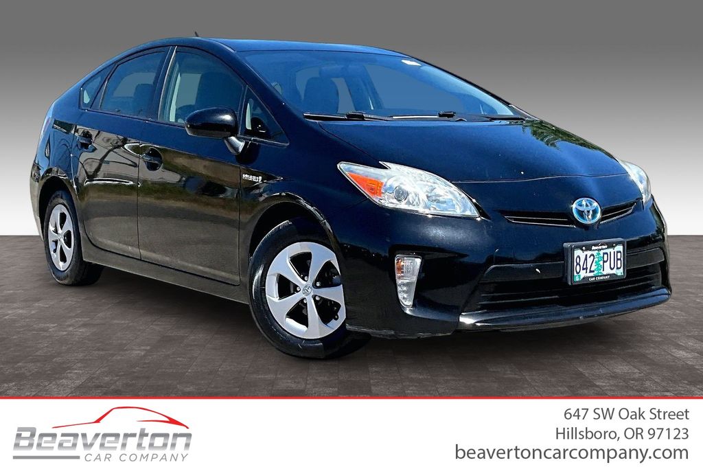Silver 2015 Toyota Prius Hatchback Front-Wheel Drive Continuously Variable Transmission