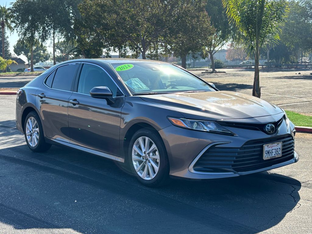 Thumbnail: 2024 Toyota Camry - 3