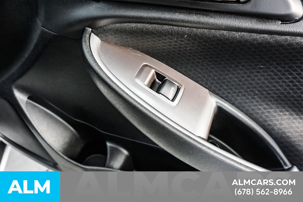 Used 2024 White Chevrolet LT image 44