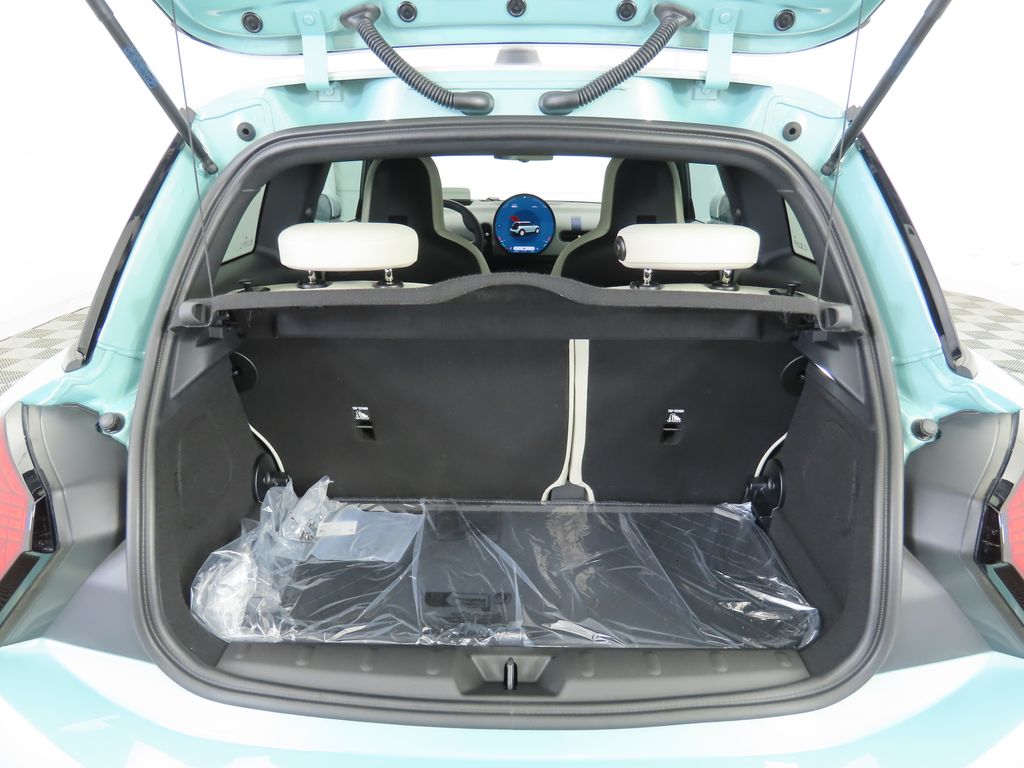 2025 MINI Cooper Hardtop 2 Door 28