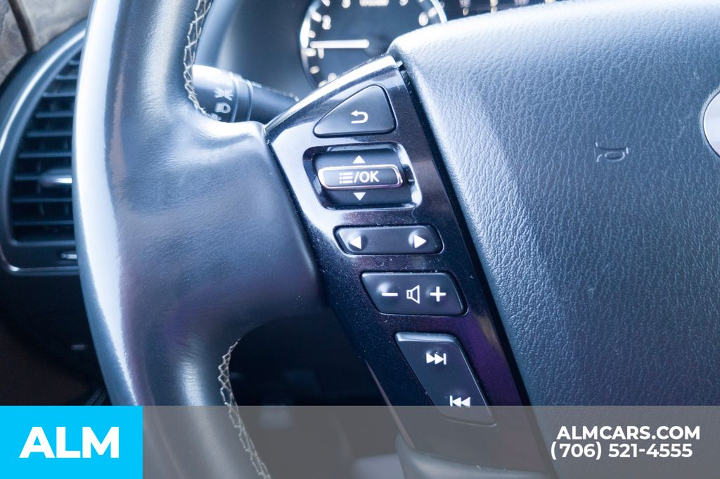 Used 2022 Blue INFINITI Premium Select image 33