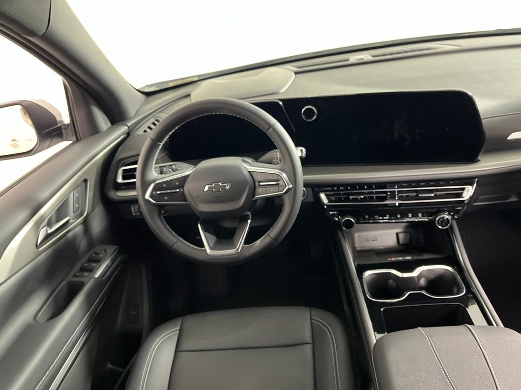 Thumbnail: 2026 Chevrolet Traverse - 18
