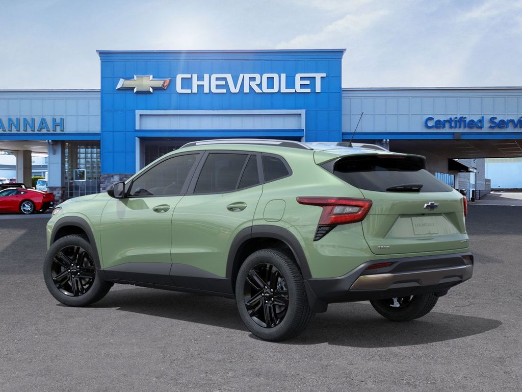2025 Chevrolet Trax ACTIV photo 2