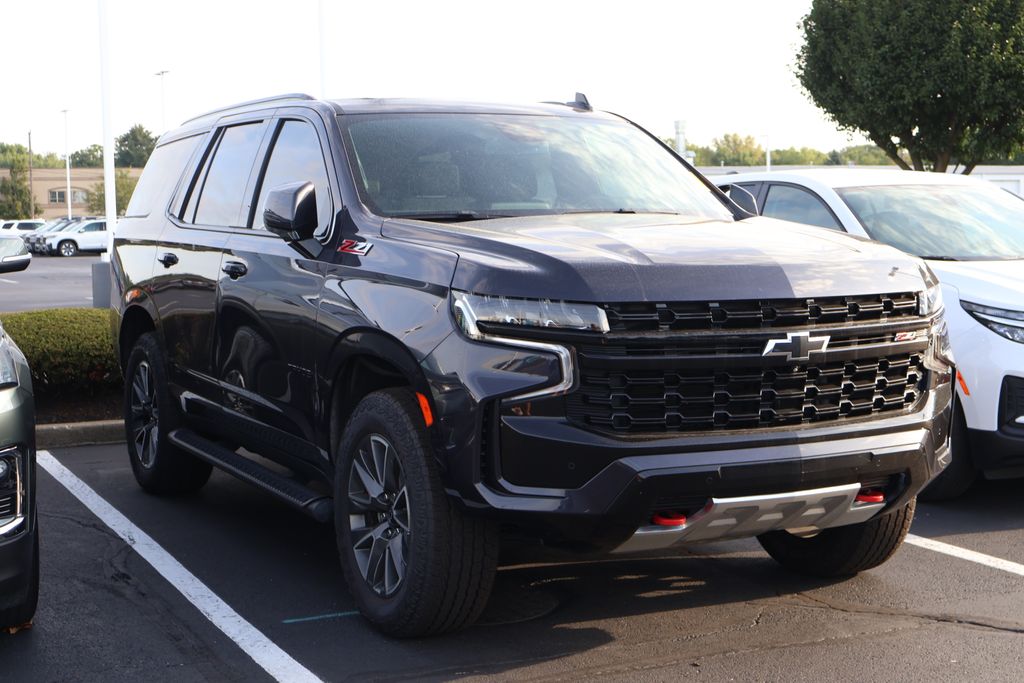 Thumbnail: 2024 Chevrolet Tahoe - 3
