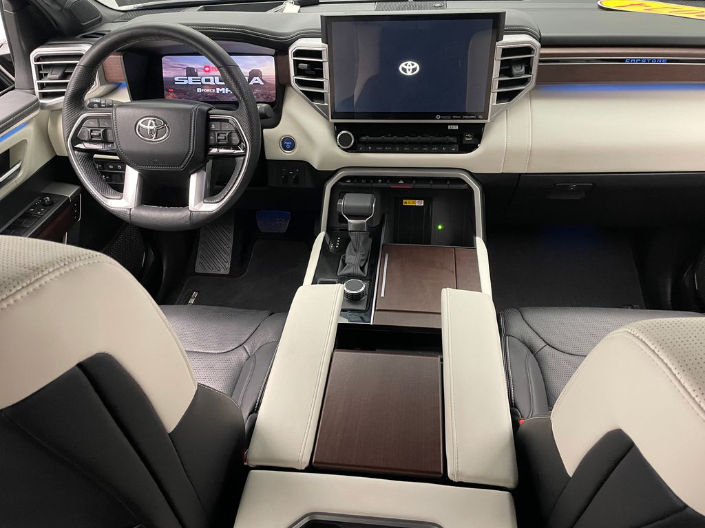 Thumbnail: 2024 Toyota Sequoia - 22