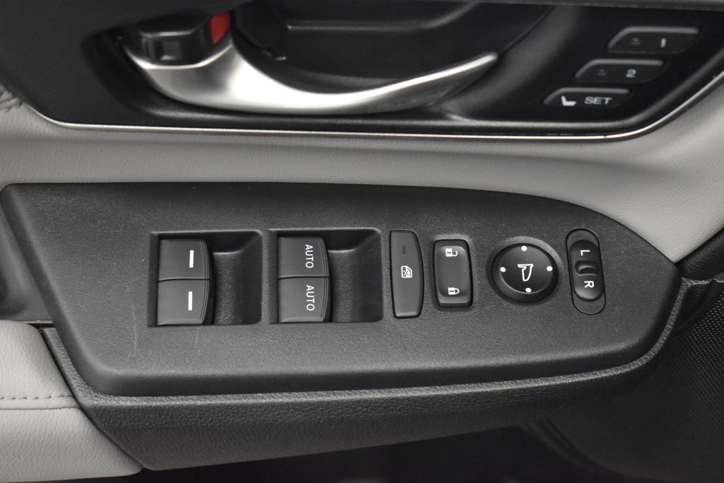 2019 Honda CR-V EX-L 17