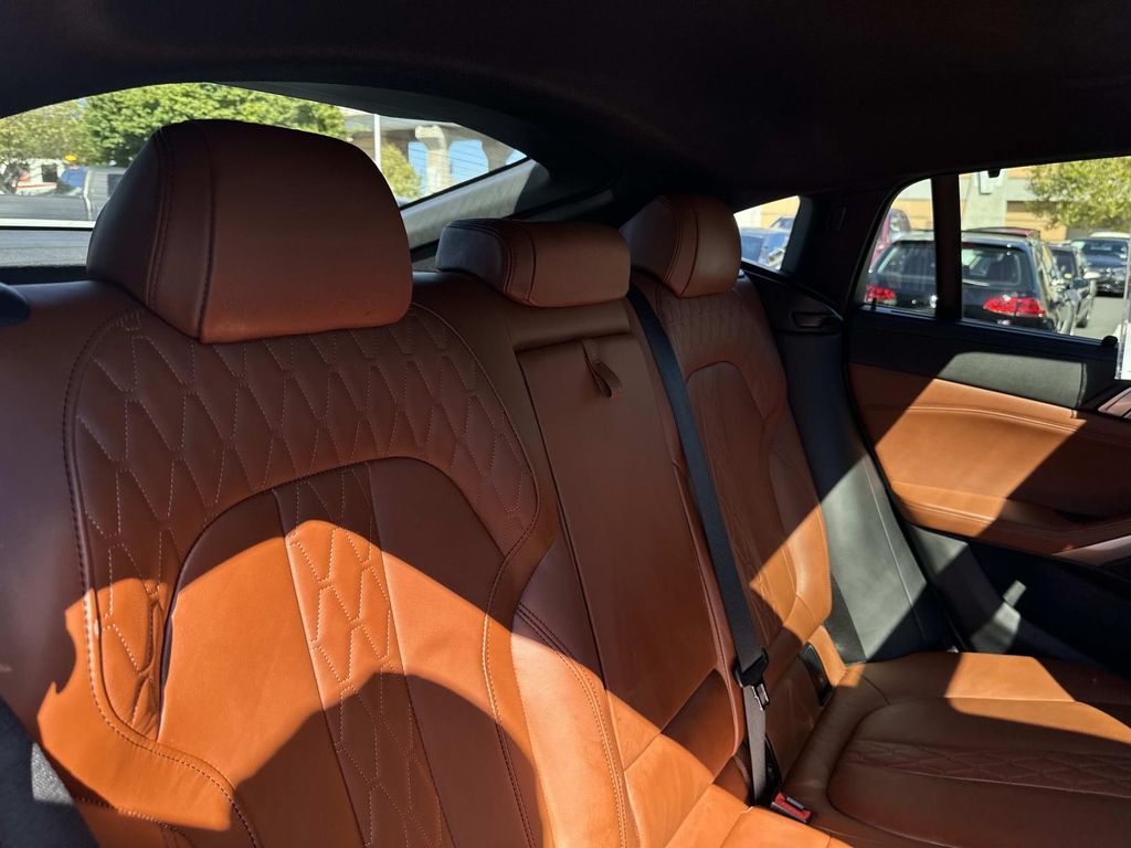 Thumbnail: 2023 BMW X6 - 25