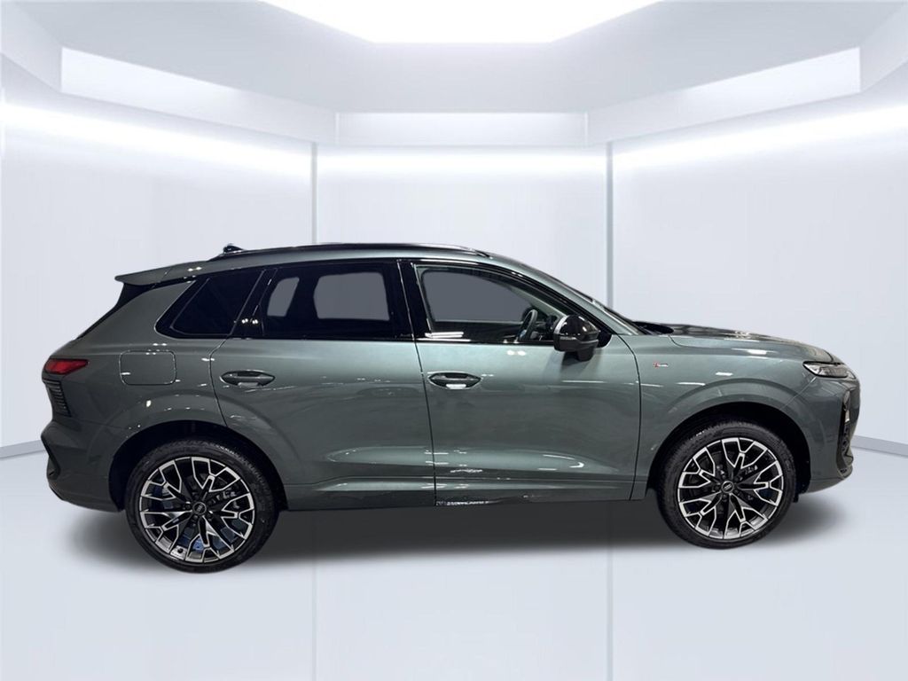 Thumbnail: 2026 Audi Q3 - 6