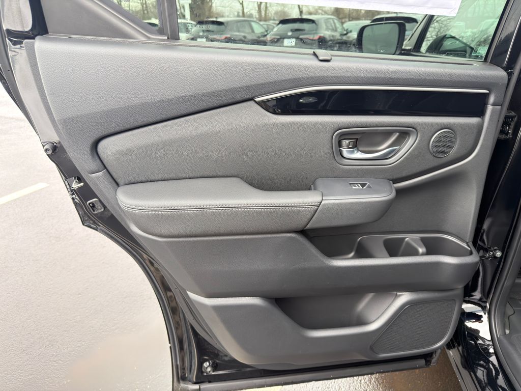 Thumbnail: 2026 Honda Pilot - 20