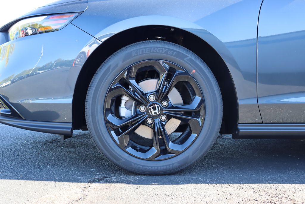 Thumbnail: 2025 Honda Accord - 10