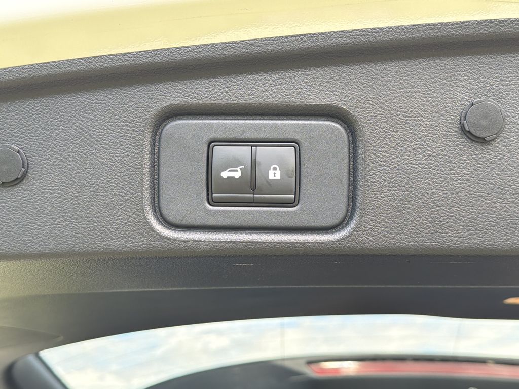 Used 2024 Nissan Pathfinder SUV