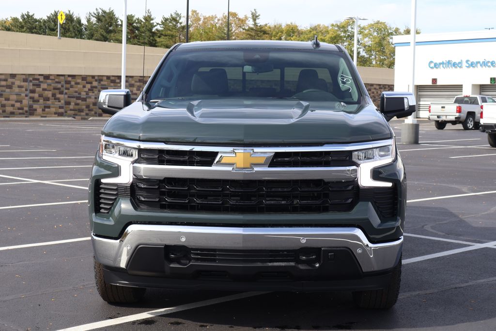 Thumbnail: 2026 Chevrolet Silverado 1500 - 2