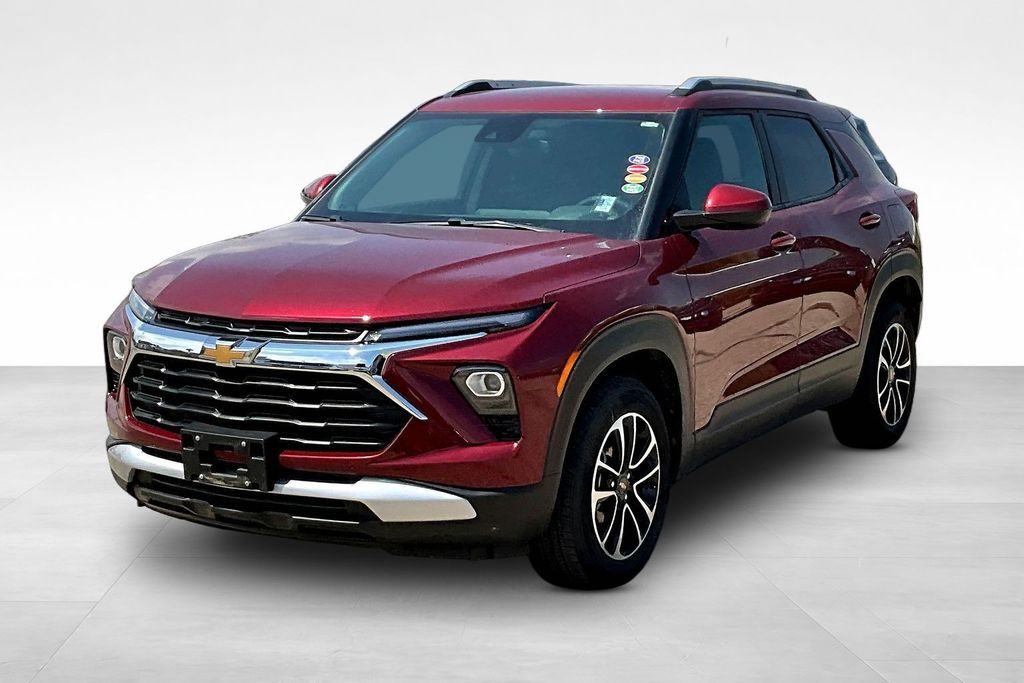 Red (Crimson Metallic) 2024 Chevrolet Trailblazer SUV / Crossover Four-Wheel Drive 9-Speed Automatic