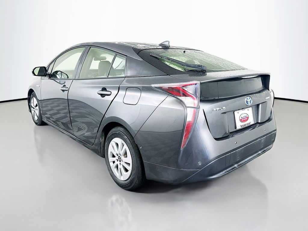 Thumbnail: 2017 Toyota Prius - 7