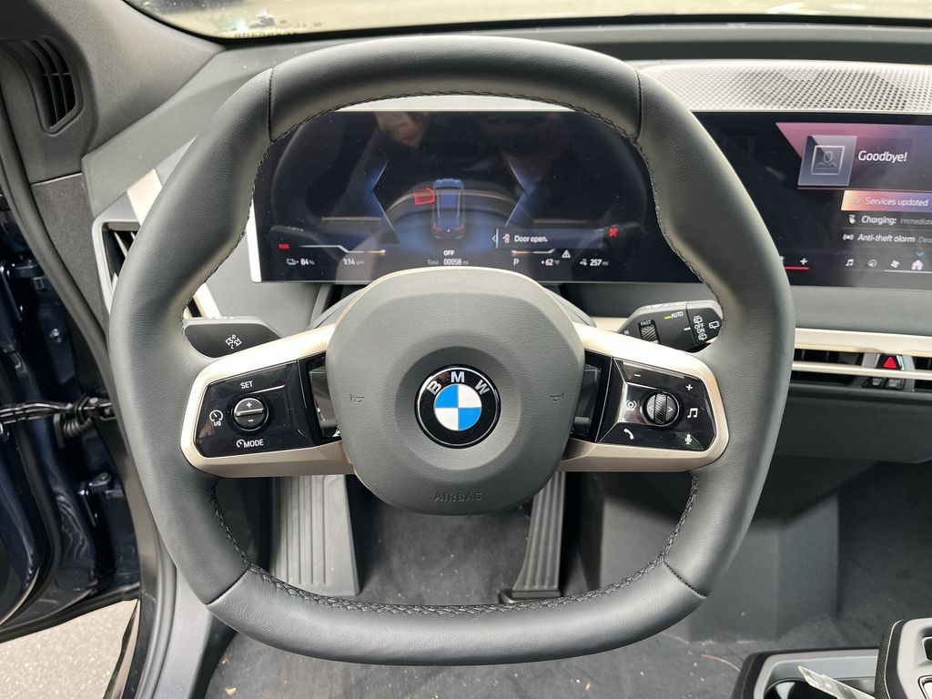 Thumbnail: 2026 BMW iX - 14