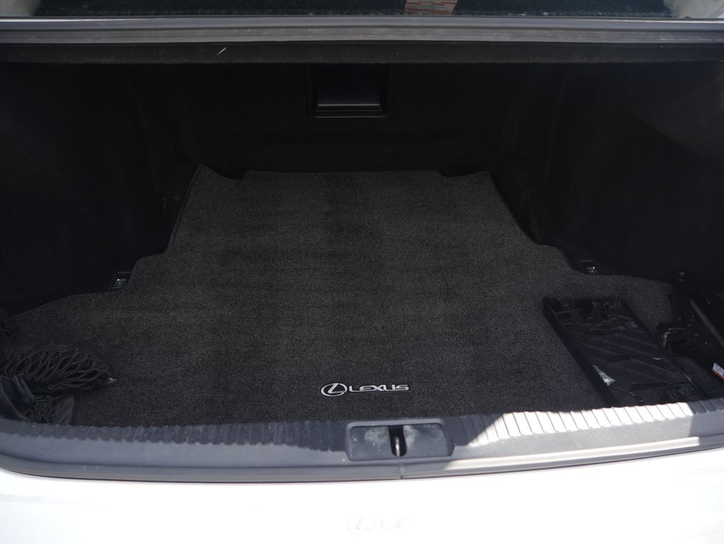 Thumbnail: 2020 Lexus GS - 21