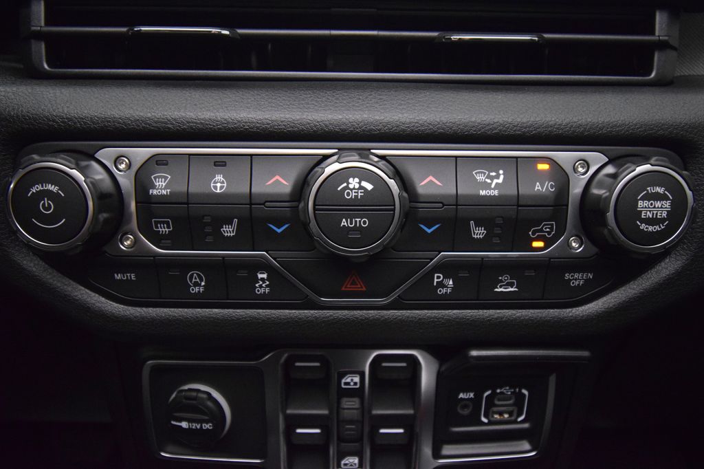 new 2026 Jeep Wrangler car, priced at $58,415