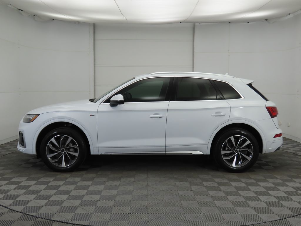 Thumbnail: 2023 Audi Q5 - 8