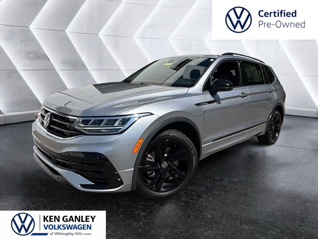 Silver Metallic 2024 Volkswagen Tiguan SUV / Crossover Front-Wheel Drive 8-Speed Automatic