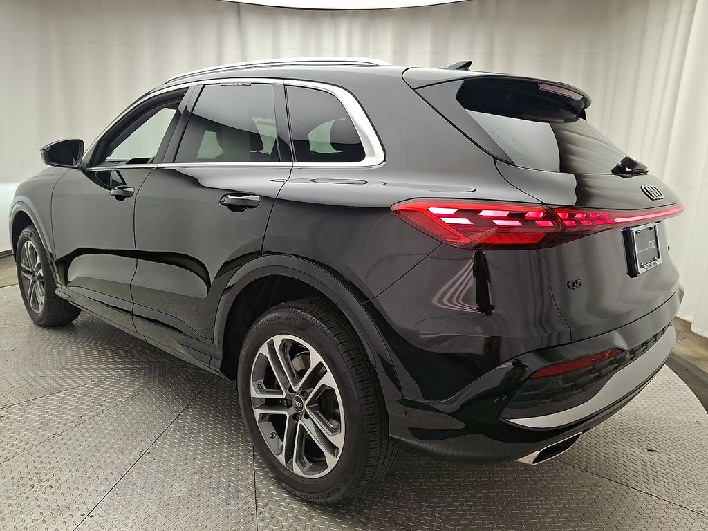 Thumbnail: 2025 Audi Q5 - 6