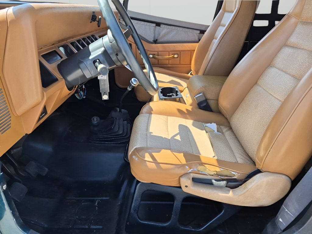 Used 1995 Green Jeep S image 20