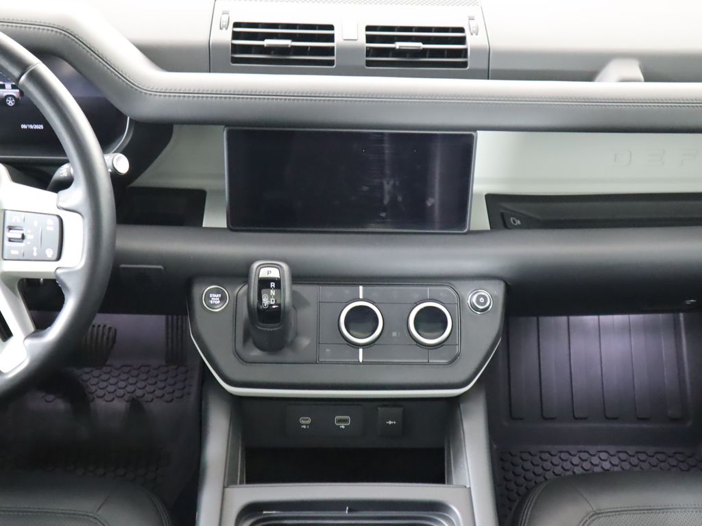 Thumbnail: 2024 Land Rover Defender - 14