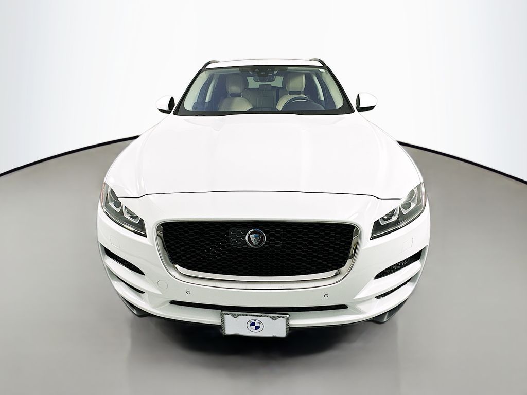 Thumbnail: 2019 Jaguar F-Pace - 2
