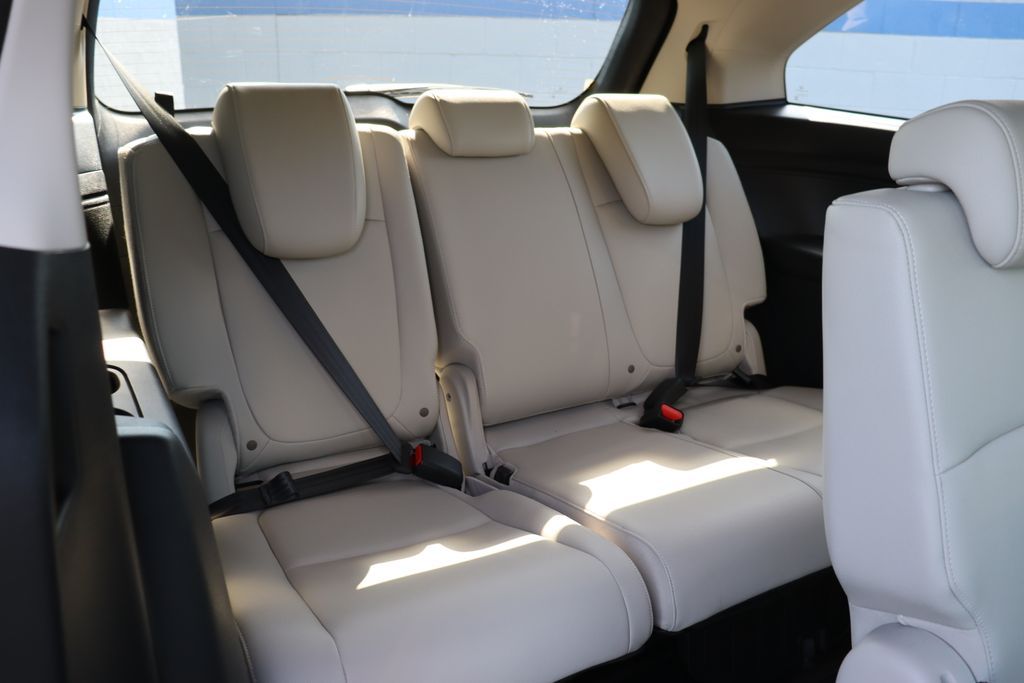 Thumbnail: 2026 Honda Odyssey - 15