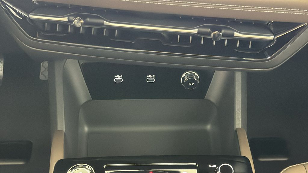2025 Audi Q6 e-tron Premium 18