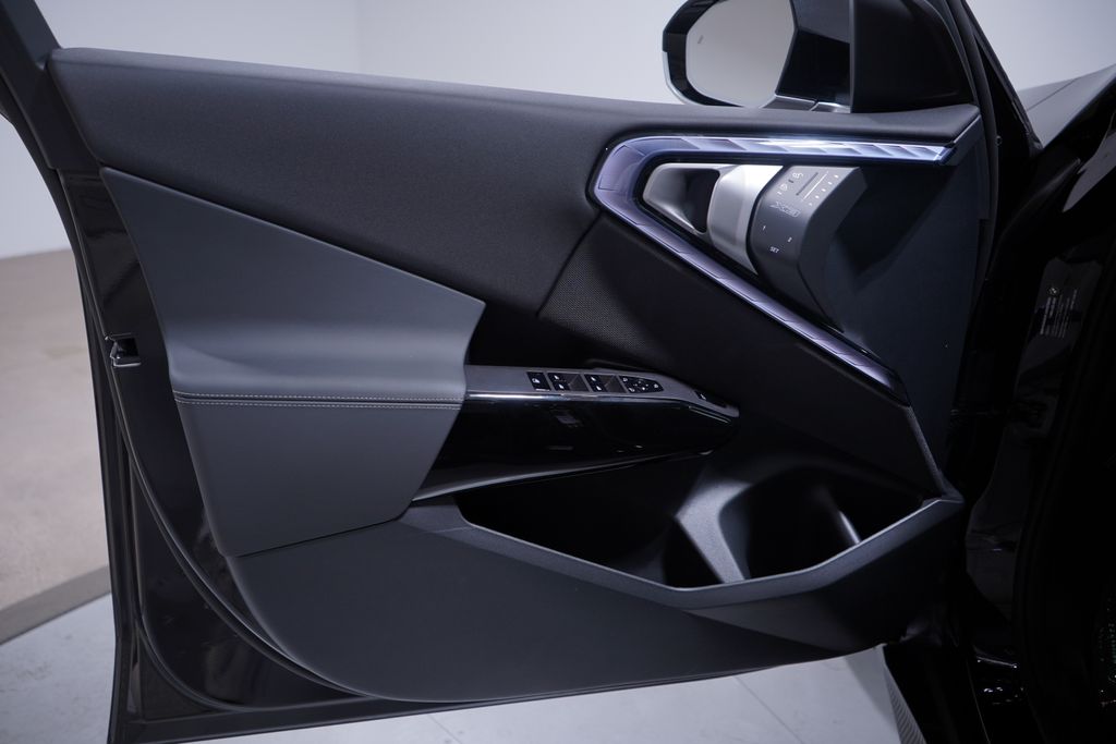 Thumbnail: 2026 BMW X3 - 10