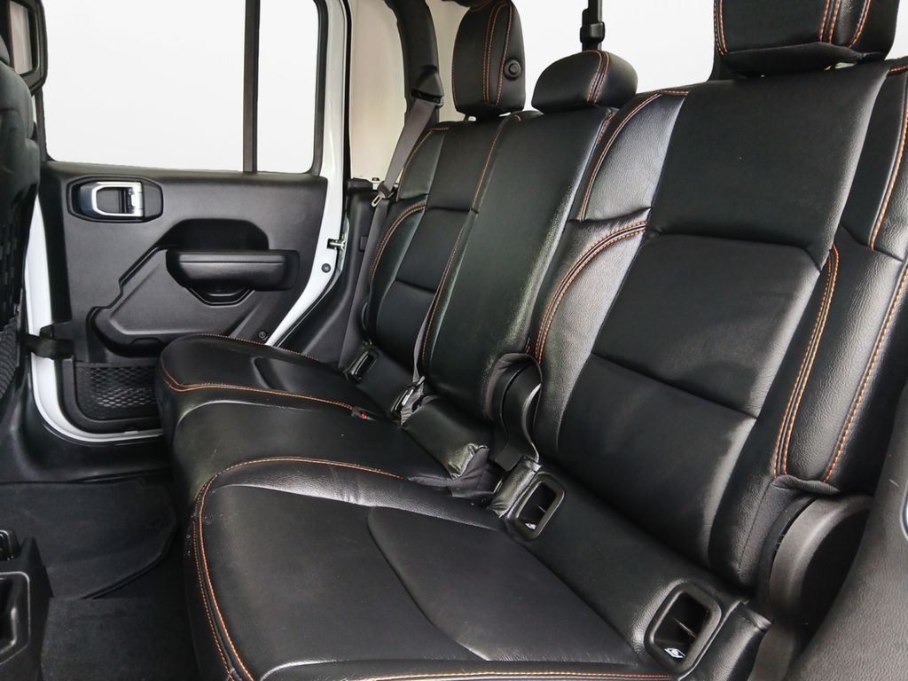 Used Car 2022 Jeep Gladiator  Mojave For Sale Under $35,000 In Austin, Texas