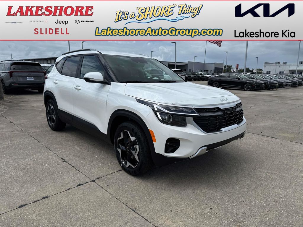 Snow White Pearl 2026 Kia Seltos SUV / Crossover Front-Wheel Drive Continuously Variable Transmission