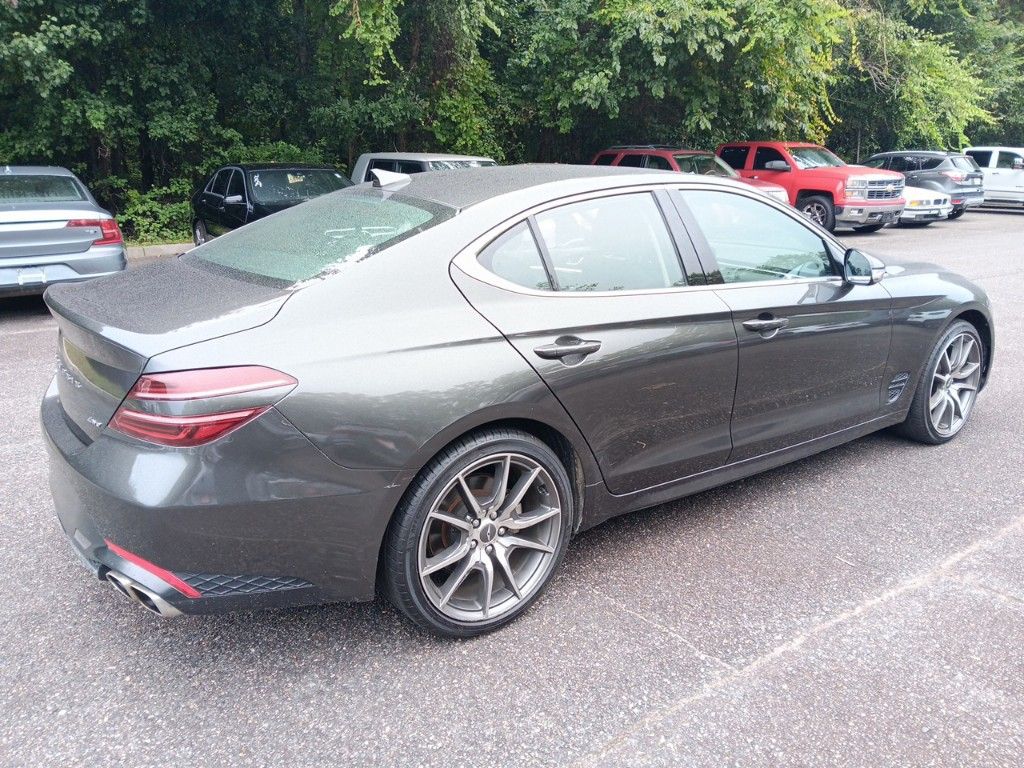 2023 Genesis G70 2.0T 10