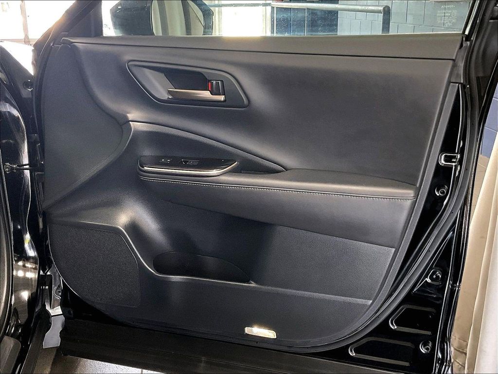 2026 Toyota Crown — photo 12