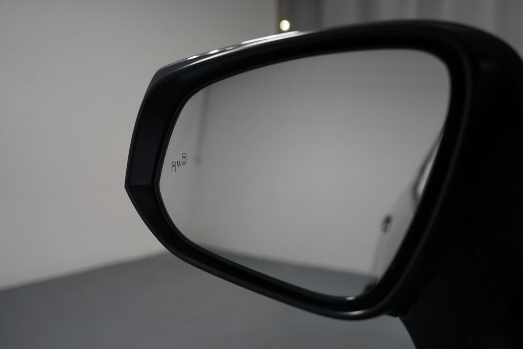 Thumbnail: 2025 Toyota RAV4 - 24