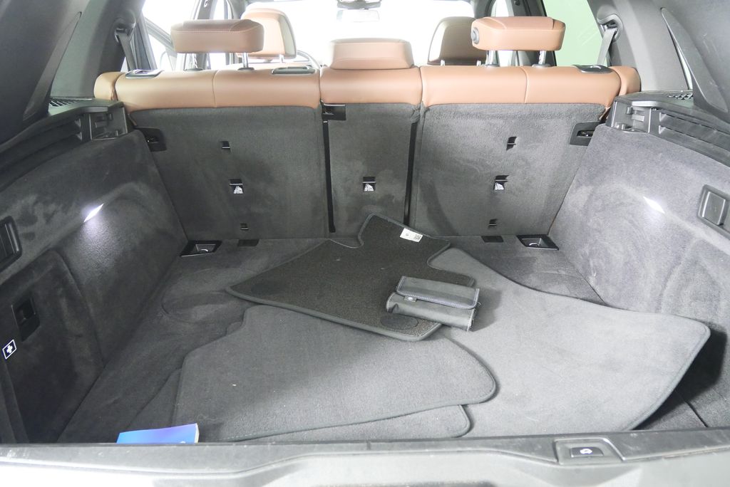 Thumbnail: 2024 BMW X5 - 17