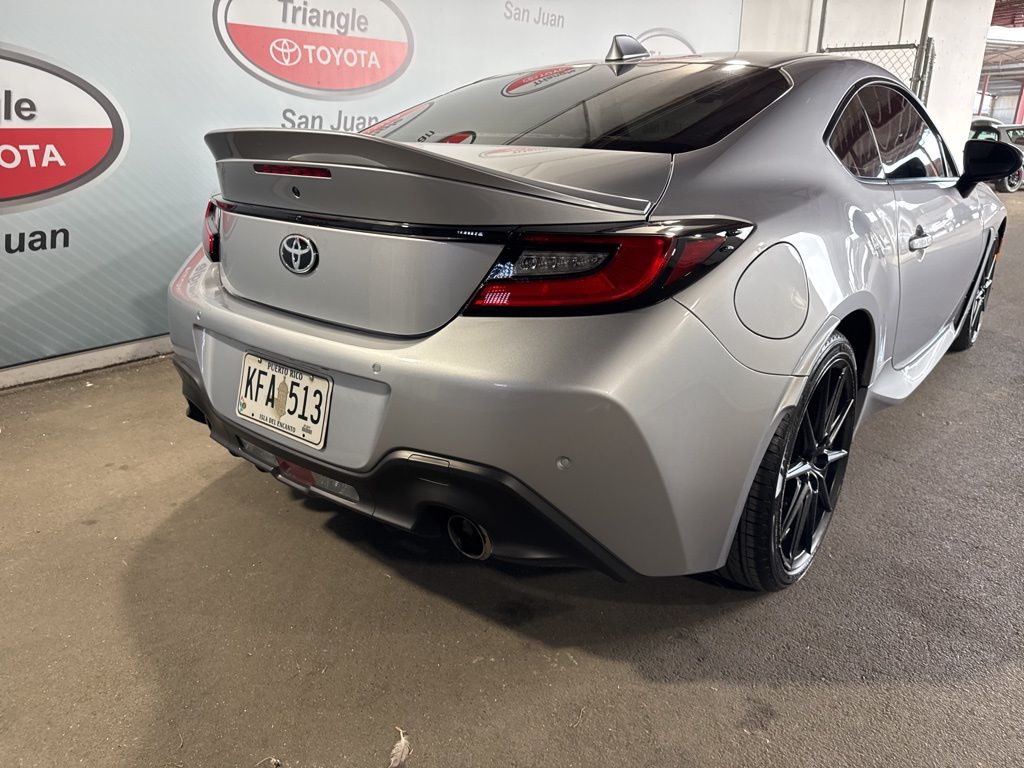 Thumbnail: 2023 Toyota GR86 - 21