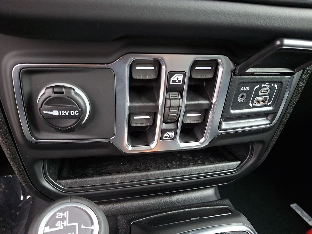 New 2026 Jeep Wrangler SUV
