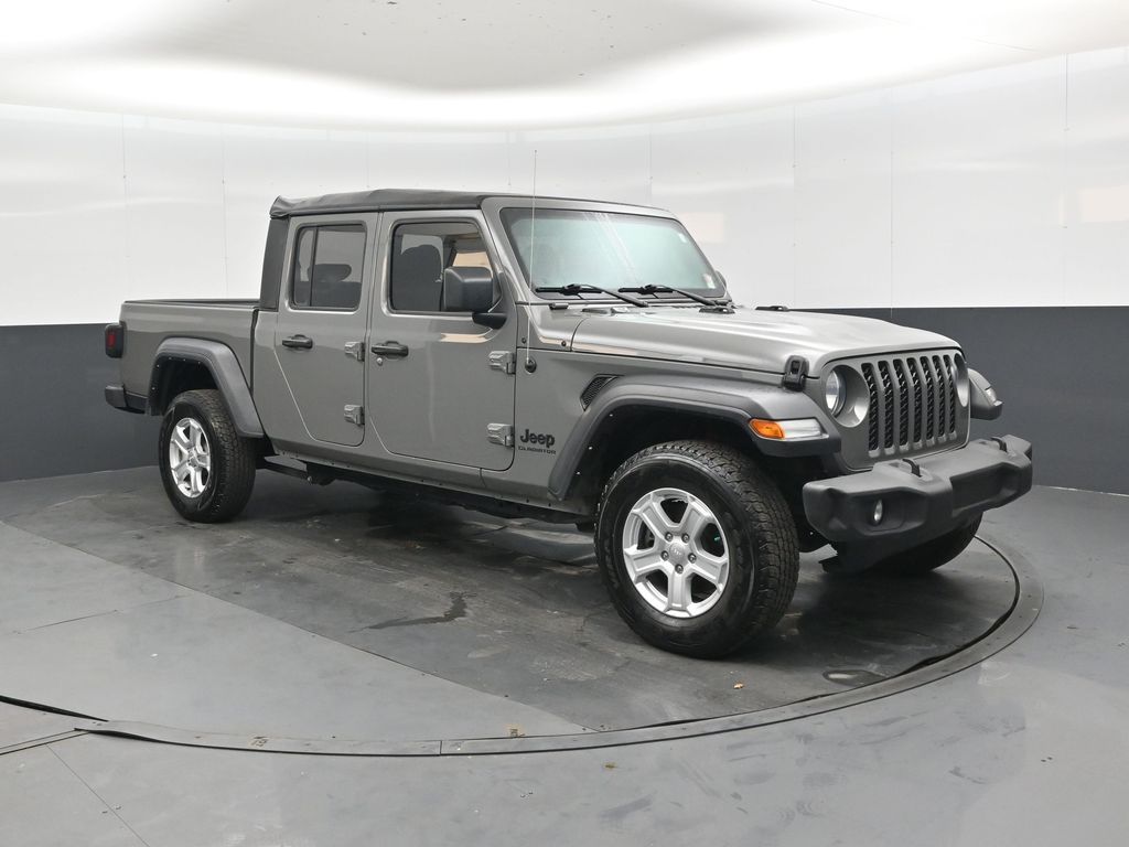 Sting-Gray Clearcoat 2021 Jeep Gladiator Sport Crew Cab 4WD Pickup Truck Four-Wheel Drive 6-Speed Manual