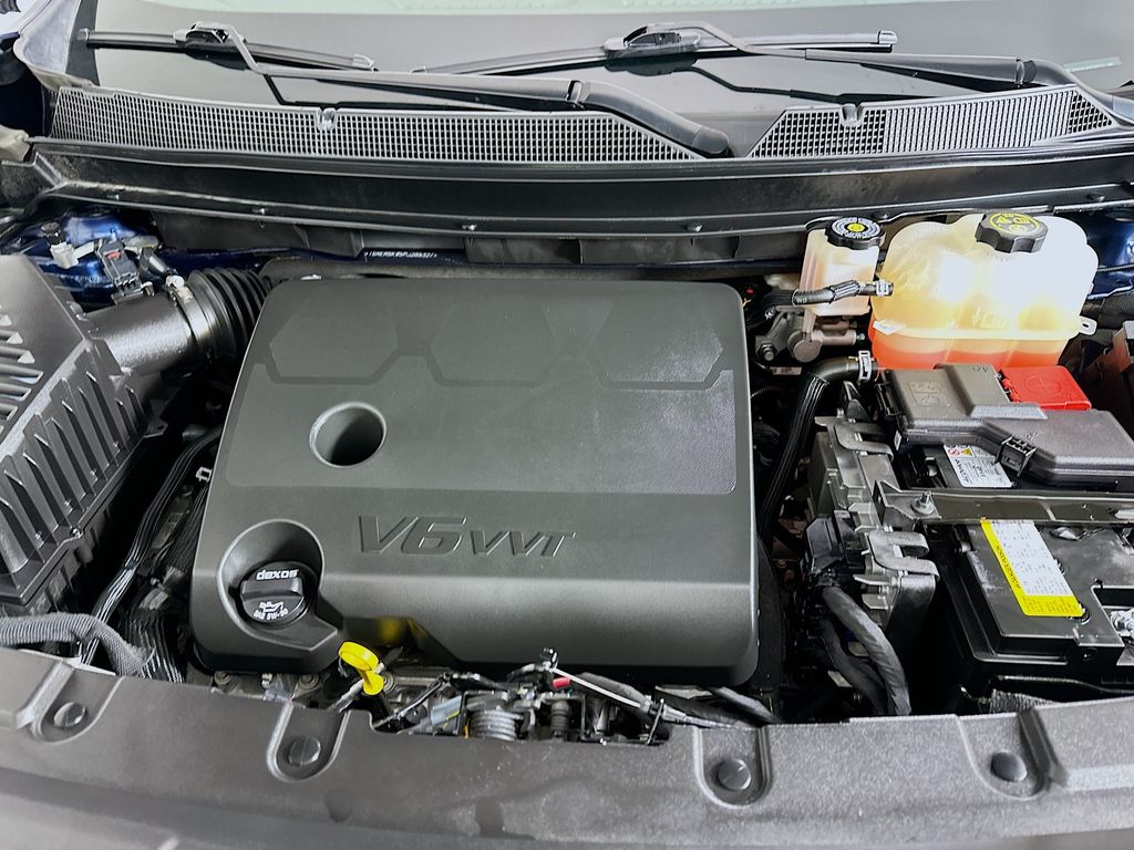 Thumbnail: 2023 Chevrolet Traverse - 29