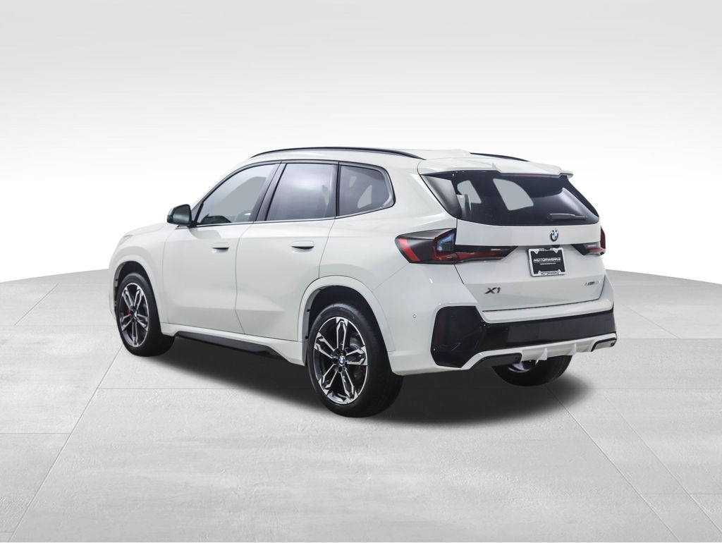 Thumbnail: 2026 BMW X1 - 3