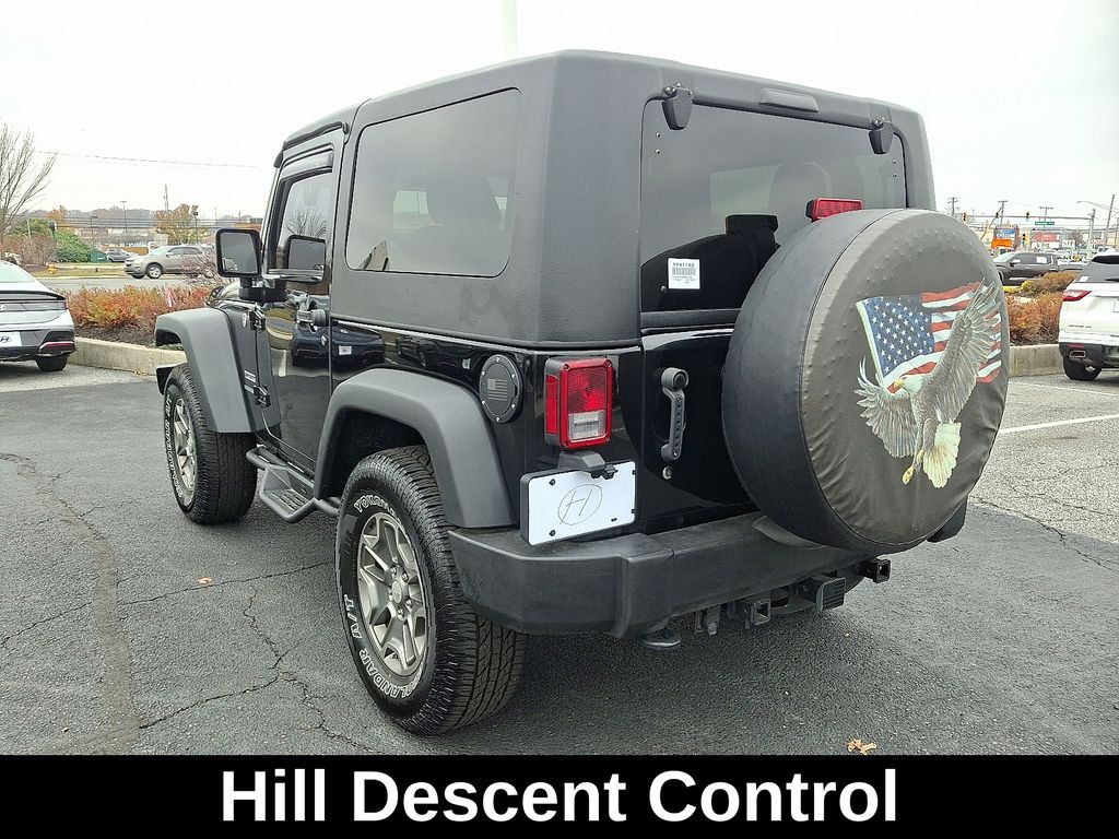 Thumbnail: 2017 Jeep Wrangler - 5