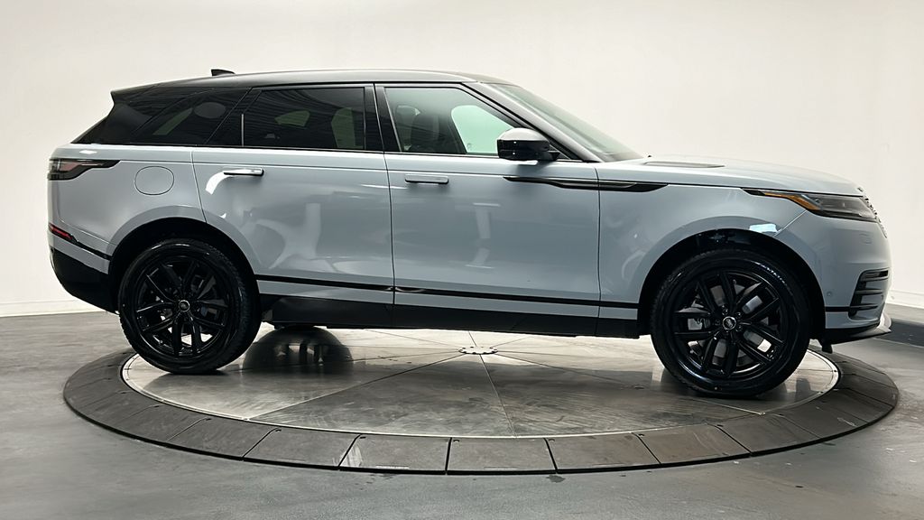 2026 Land Rover Range Rover Velar Dynamic SE 6